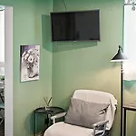 Your Place - твоето място - Tvoeto Myasto