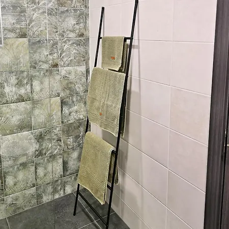 Your Place - твоето място - Tvoeto Myasto Apartment
